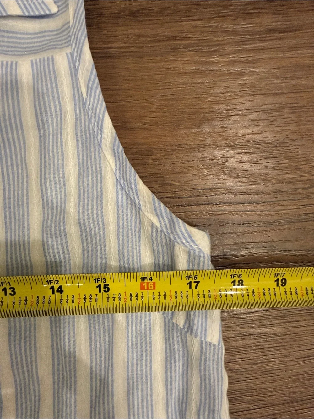 Paper Crane sleeveless button